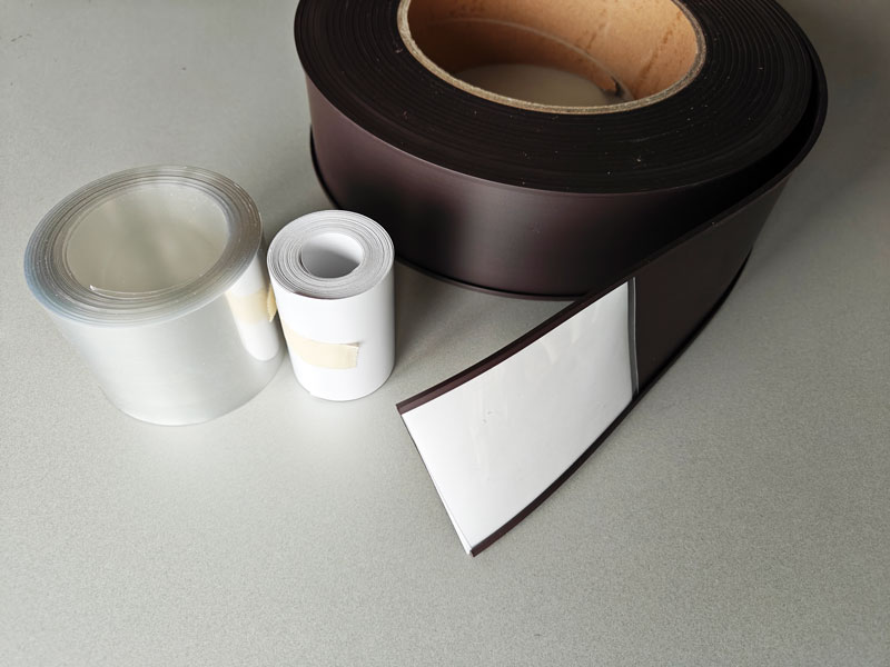 Magnet-C-Profil-Rolle 70 mm x 10 lfm Magnet-C-Profil-Rolle 70 mm breit